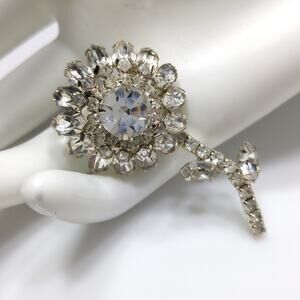 Clear Rhinestone Flower Brooch, Rhodium Plated, 1960s Vintage Jewelry